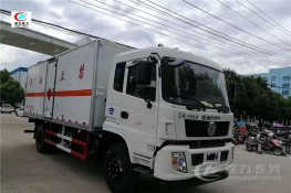 東風(fēng)6.1米爆破器材運(yùn)輸車(chē)【一類(lèi)】